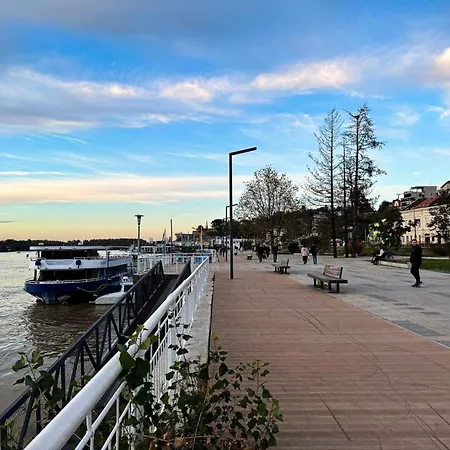 Friends Loft With Terrace & River View Old Town Belgrado