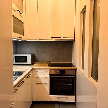 Friends Loft With Terrace & River View Old Town Apartmán *